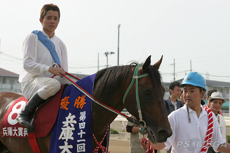 �L�O�B�e�Ɍ��������[�h�o�N�V��