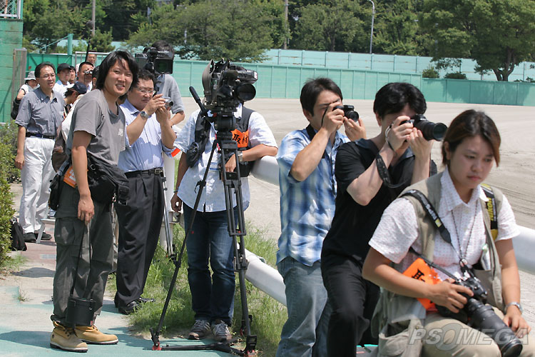 �����̕񓹐w