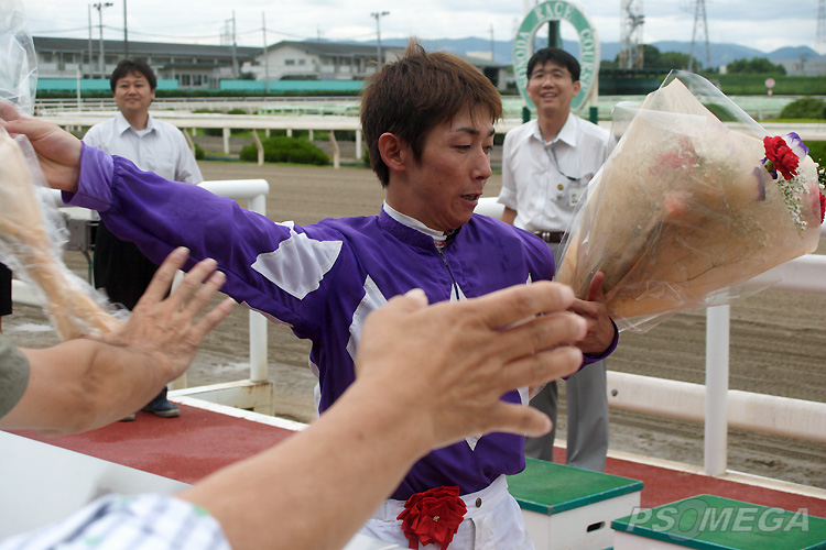 �ԑ���z�鉺���R��