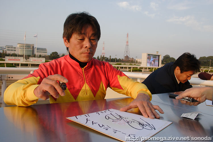 �L�n���j�R��