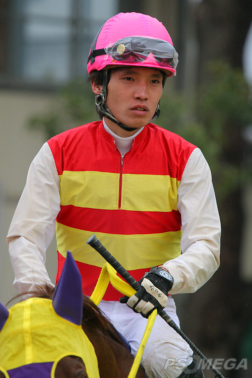 �i�����Y