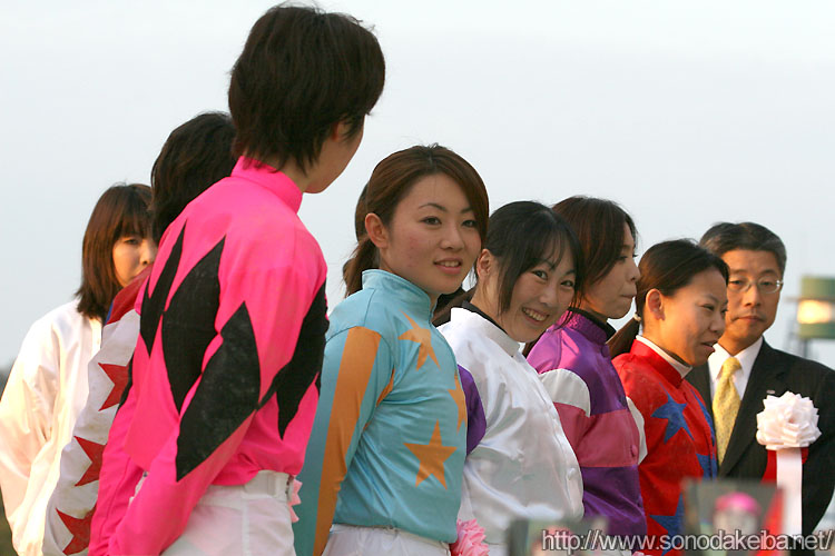 ���f�B�[�X�W���b�L�[�Y�V���[�Y2007��2���E���h