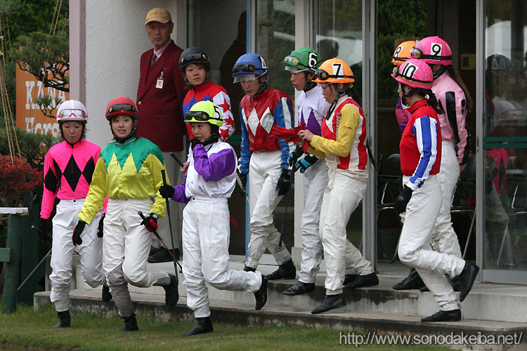 ���f�B�[�X�W���b�L�[�Y�V���[�Y2008�E����