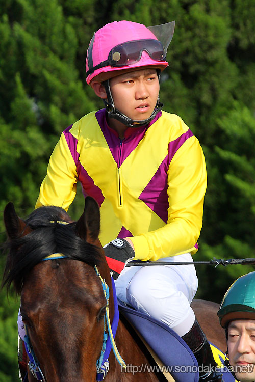 ���c����