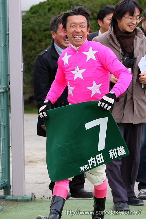 ���c���Y