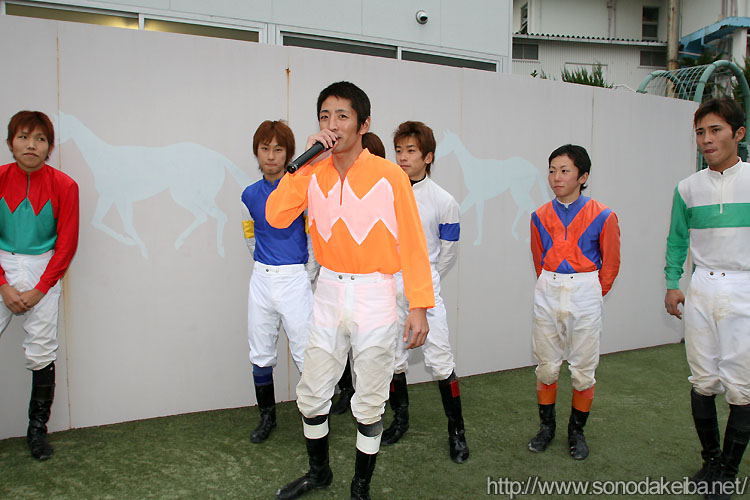 �ؑ����R��